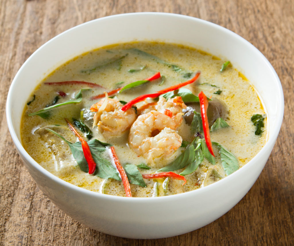 easy green curry recipe, green curry, shrimp green curry, easy curry, easy thai, easy thai recipe, thai recipe, the meghan jones, meghan jones, dallas foodie, dallas food blog, dallas food blogger, wine subscription, monthly wine, wine box, winc, seafood, seafood recipe